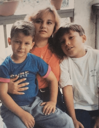 Virginia Roxanne Quinn Obituary